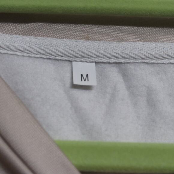 Tan Not Bossy Sweatshirt Sz M - Picture 5 of 9